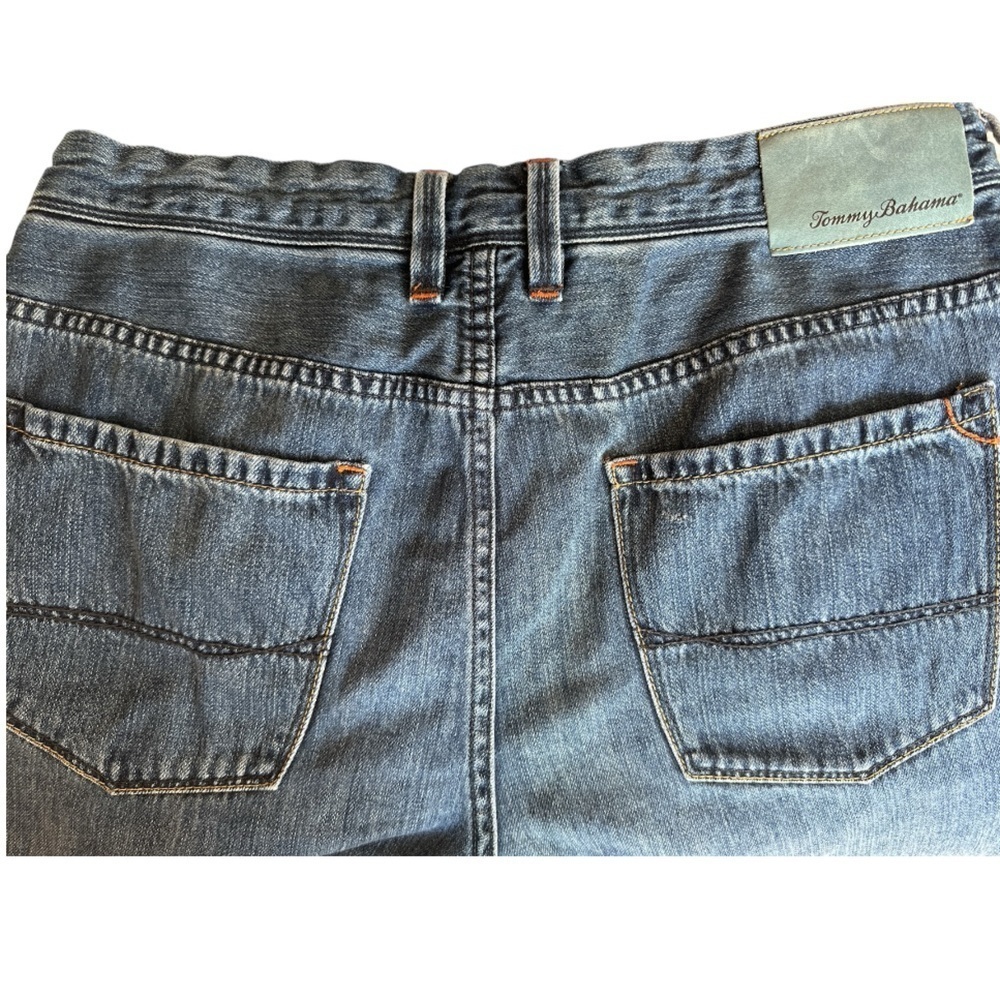 Tommy Bahama Standard Fit Jeans 34/32 - Picture 2 of 4
